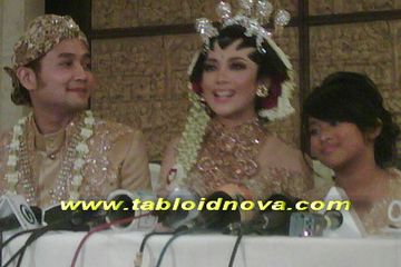 Putri Aldy Ogah Panggil Ririn Mama