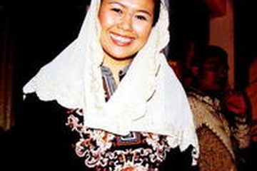 Fariz Siap Sunting Yenny Wahid