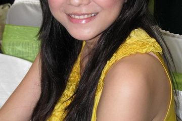 Aura Kasih Doyan Makan