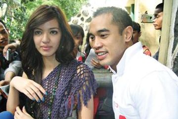 Nia Ramadhani Tak Direstui Orang Tua Ardi
