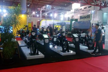 Pernak-Pernik Langka dan Menarik di Bazaar Bagasi IIMS 2015