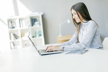 Anda dan Karir (Foto: Istock)