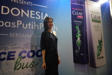 Sandra Dewi ditemui dalam acara kampanye Indonesia Bebas Ketombe #BebasPutihPutih, di kawasan Kuningan, Jakarta Selatan, Selasa (11/10/2016)
