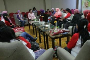 Tawa, Canda, dan Air Mata Warnai Sesi Psikologi Pemenang PIN 2016 bersama Rieny Hasan