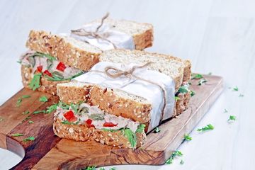Sandwich Tuna Krim Keju