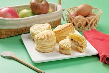 Apel Raisin Puff