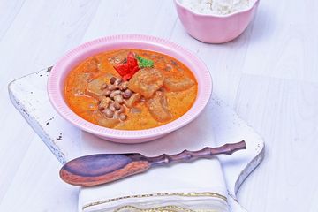 Sambal Goreng Krecek Kacang Tolo