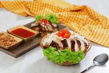 Komplet Dalam Semangkuk, Nasi Ayam Panggang Serai