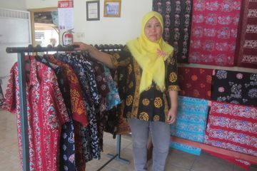 Gusriyani, Membatik Laba di Atas Kain Besurek