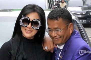 Soal Syahrini Foto di Bahu Jalan Tol, Hotman Paris: yang Melanggar Tak Hanya Dia!