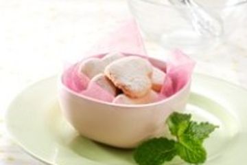 STRAWBERRY HEART SNOW