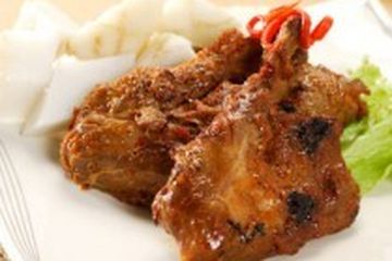 AYAM BAKAR ILOLABU