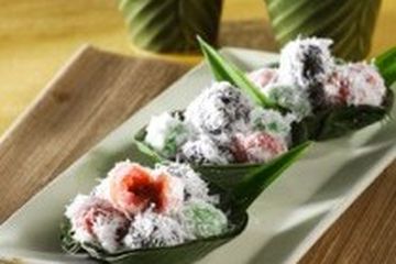 KLEPON TIGA WARNA
