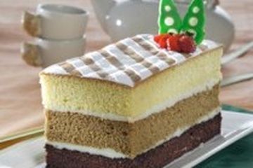BOLU TIGA WARNA