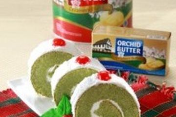 GREENTEA COCONUT ROLL CAKE