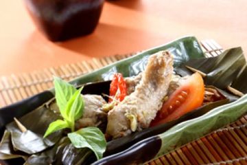 PEPES AYAM BUMBU BETAWI