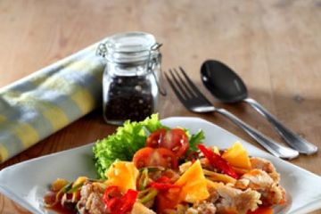 AYAM GORENG ASAM MANIS