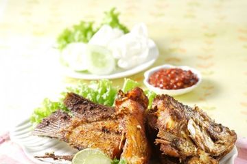 GURAME GORENG BUMBU KENCUR