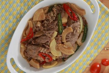 TUMIS SUKIYAKI REBUNG PEDAS