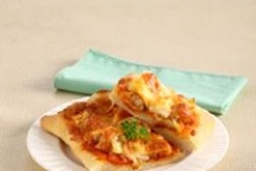 PIZZA IKAN KRIUK PEDAS