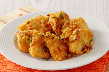 Ayam Goreng Saus Telur Pedas, Siap Dalam 60 Menit