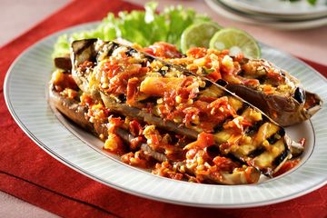 Percaya Deh, Walau Mudah Dibuat  5 Resep Terong Ini Pasti Jadi Primadona di Meja Makan