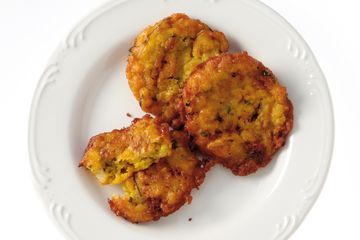 Bakwan Jagung Jamur yang Renyah & Gurih, Selalu Jadi Favorit di Meja Makan