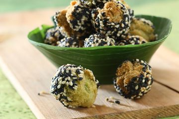 Pasti Dibanjiri Pujian Kalau Membuat Onde-Onde Ketawa Pandan untuk Camilan Sore