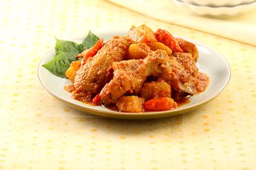 Resep Sambal Goreng Ayam ini Pedasnya Meledak di Mulut