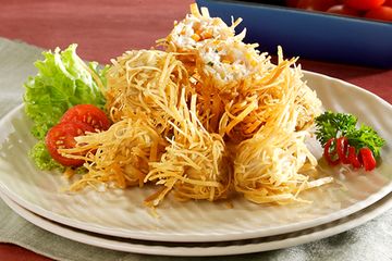 Punya Tampilan Lucu, Bakso Kumis Naga ini Siap Menggoyang Lidah Keluarga. Nyam!