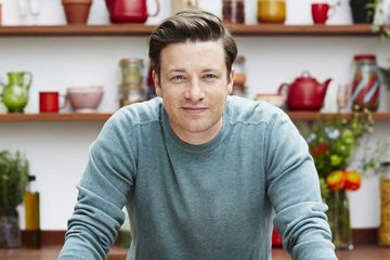Membuat Gado-Gado, Chef Jamie Oliver Dikritik Habis-Habisan, Lo, Kenapa, Ya?