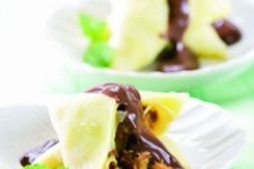 DADAR PISANG SAUS COKELAT
