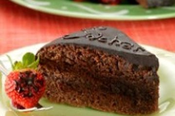 SACHER CAKE SELAI KACANG