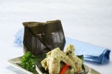 PEPES AYAM CABAI HIJAU