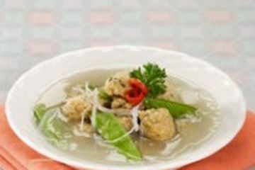 SUP BOLA TAHU DAN UDANG