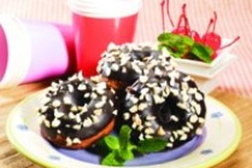 DONAT COKELAT KACANG