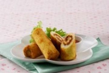 ROTI GULUNG BOLOGNAISE