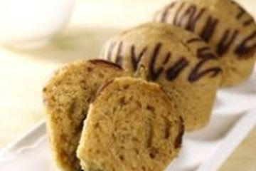 CAKE KOPI BERTOPING COKELAT