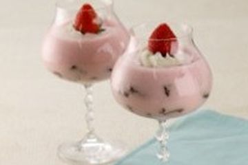 STROBERI BROWNIES BAVAROIS
