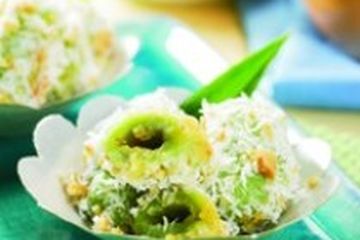UBI PANDAN BALUT KACANG
