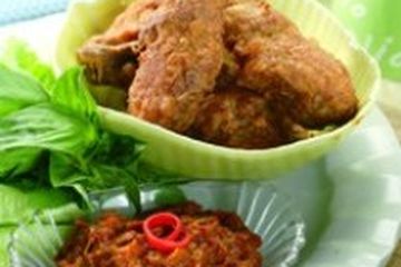 AYAM GORENG LAPIS TELUR