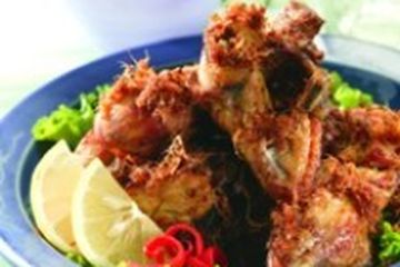 AYAM GORENG LENGKUAS