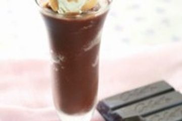 MILKSHAKE COKELAT ALMON