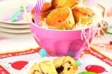 CUP CAKE BUAH BERISI