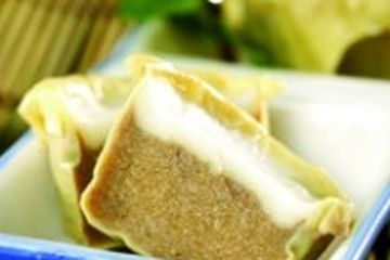 TALAM PISANG LAPIS PANGSIT