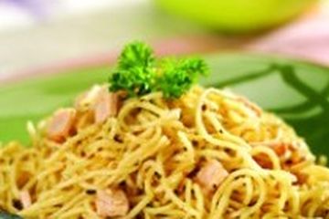 CHEESY NOODLE WITH OREGANO