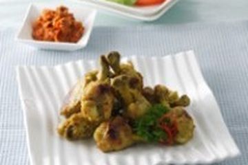 SAYAP BAKAR BUMBU KUNING