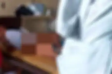 Kondisi sang pria yang konsumsi obat kuat untuk sapi saat dibawa ke rumah sakit