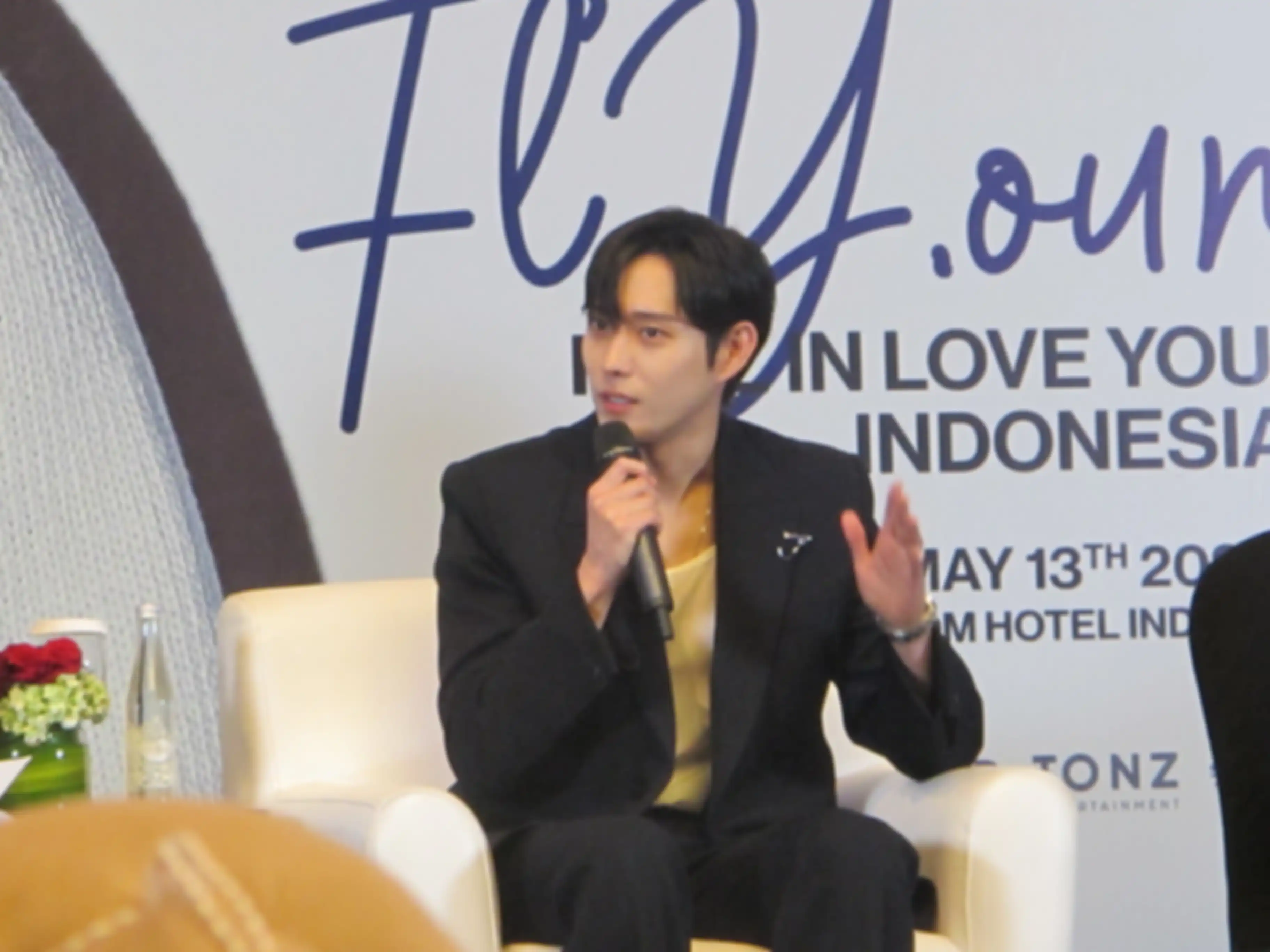 Kim Young Dae di press conference fan meeting Jakarta (13/5/2023)
