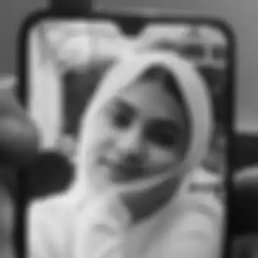 Pria Arab bernama Abdul Latif ini diduga merencanakan penyiraman air keras ke istri sirinya. Dia ingin menghabisi nyawa Sarah. 